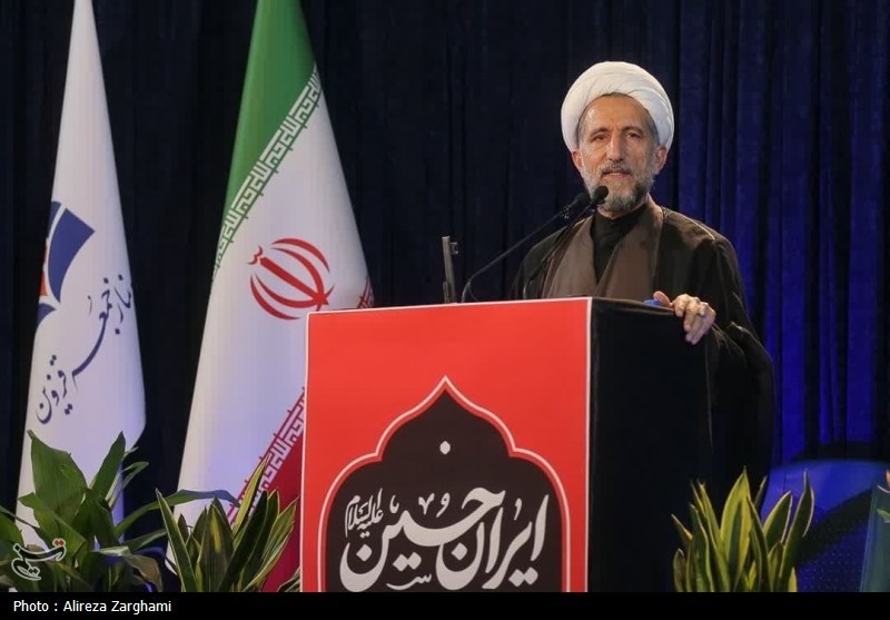 فریاد مرگ بر آمریکا در اربعین لرزه بر اندام دشمن می‌اندازد
