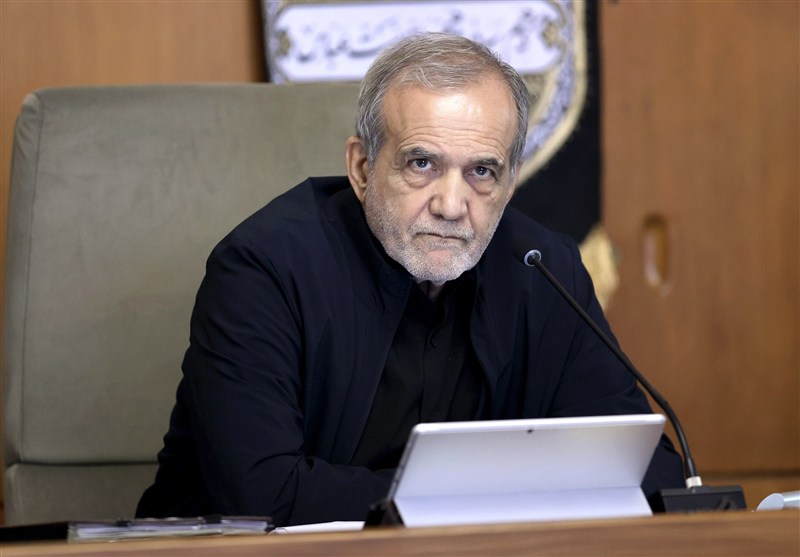 President of Iran Condemns Israeli Assassination of Yemeni PM, Ministers