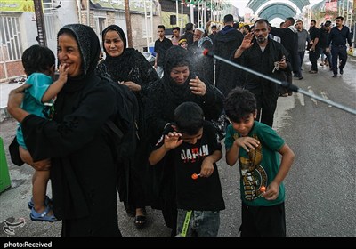 عبور زائران اربعین حسینی از مرز چذابه