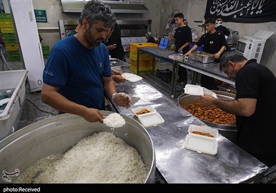 عبور زائران اربعین حسینی از مرز چذابه