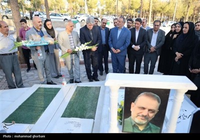 ادای احترام به خبرنگاران شهید و فقید خراسان جنوبی