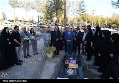 ادای احترام به خبرنگاران شهید و فقید خراسان جنوبی