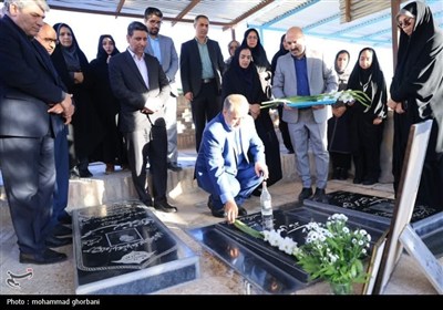 ادای احترام به خبرنگاران شهید و فقید خراسان جنوبی