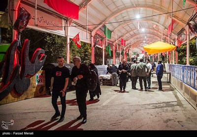 عبور شبانه زائرین اربعین حسینی از مرز خسروی