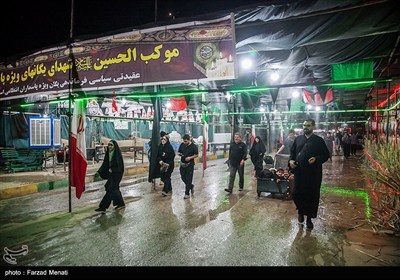 عبور شبانه زائرین اربعین حسینی از مرز خسروی