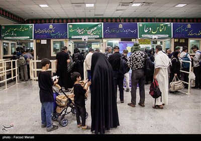 عبور شبانه زائرین اربعین حسینی از مرز خسروی