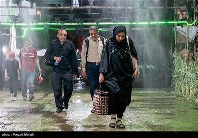 عبور شبانه زائرین اربعین حسینی از مرز خسروی