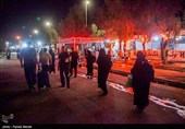 عبور شبانه زائرین اربعین حسینی از مرز خسروی