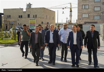 سفر یک‌روزه مهدی تاج به اردبیل؛ بازدید از کارخانه تولید توپ ورزشی به روایت تصاویر