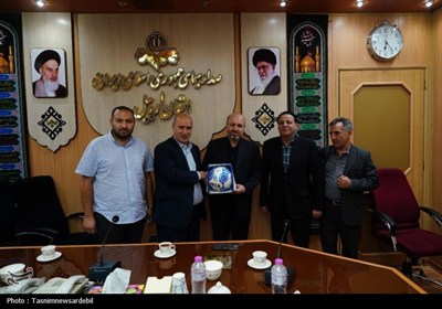 سفر یک‌روزه مهدی تاج به اردبیل؛ بازدید از کارخانه تولید توپ ورزشی به روایت تصاویر