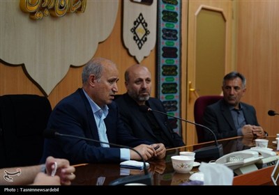 سفر یک‌روزه مهدی تاج به اردبیل؛ بازدید از کارخانه تولید توپ ورزشی به روایت تصاویر