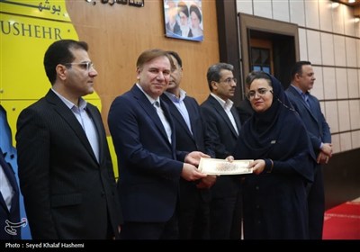 تجلیل استاندار بوشهر از خبرنگاران