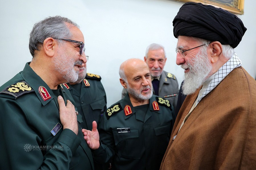 آخرین دیدار همسر شهید شادمانی قبل از یک جلسه مهم! 2