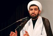 معرفی قرآن و پیامبر؛ راهبردی‌ترین شیوه جهانی‌شدن اسلام