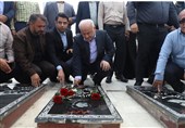 احترام استاندار مازندران به شهدای رسانه