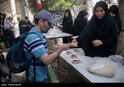 عبور زائران اربعین حسینی از مرز خسروی