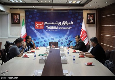 حضور عوامل سریال آلا در خبرگزاری تسنیم