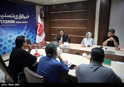 حضور عوامل سریال آلا در خبرگزاری تسنیم