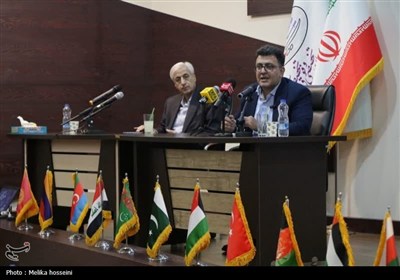 نشست خبری نماینده مردم اراک، خنداب و کمیجان در مجلس شورای اسلامی