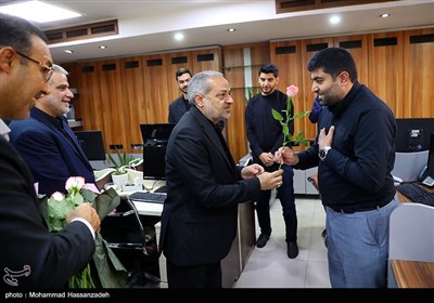 حضور وزیر آموزش و پرورش در خبرگزاری تسنیم به مناسبت روز خبرنگار