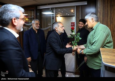 حضور وزیر آموزش و پرورش در خبرگزاری تسنیم به مناسبت روز خبرنگار