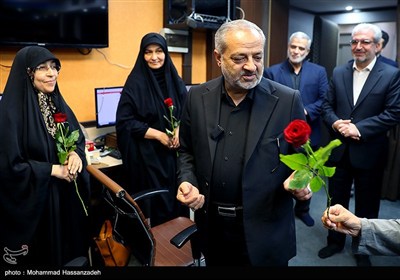 حضور وزیر آموزش و پرورش در خبرگزاری تسنیم به مناسبت روز خبرنگار