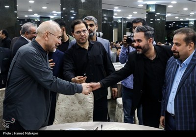 دورهمی صمیمانه خبرنگاران پارلمانی با حضور رئیس مجلس