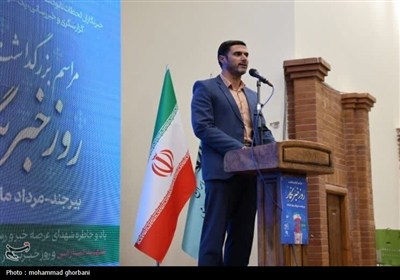 نشست صمیمی استاندار خراسان جنوبی با اصحاب رسانه