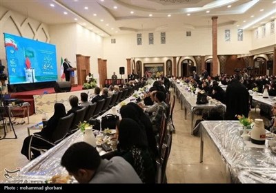 نشست صمیمی استاندار خراسان جنوبی با اصحاب رسانه