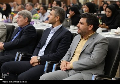 نشست صمیمی استاندار خراسان جنوبی با اصحاب رسانه
