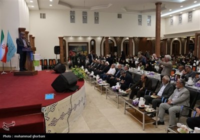 نشست صمیمی استاندار خراسان جنوبی با اصحاب رسانه