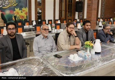 نشست صمیمی استاندار خراسان جنوبی با اصحاب رسانه