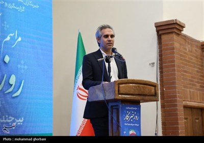 نشست صمیمی استاندار خراسان جنوبی با اصحاب رسانه