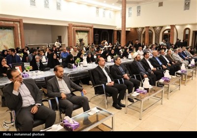 نشست صمیمی استاندار خراسان جنوبی با اصحاب رسانه
