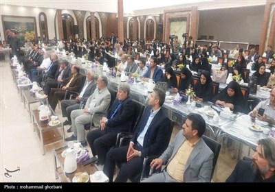 نشست صمیمی استاندار خراسان جنوبی با اصحاب رسانه