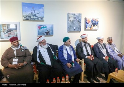 استقبال فلسطینی‌ها از نماینده رهبر انقلاب در موکب الاقصی