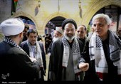 استقبال فلسطینی‌ها از نماینده رهبر انقلاب در موکب الاقصی