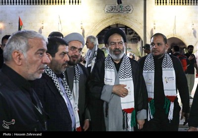 استقبال فلسطینی‌ها از نماینده رهبر انقلاب در موکب الاقصی
