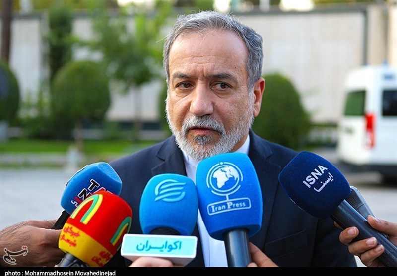 عراقجی: نائب غروسی یصل طهران غدًا / موقفنا بشأن زنغزور هو واضح
