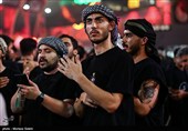 یک ملت است سینه‌زن ماتم حسین(ع)