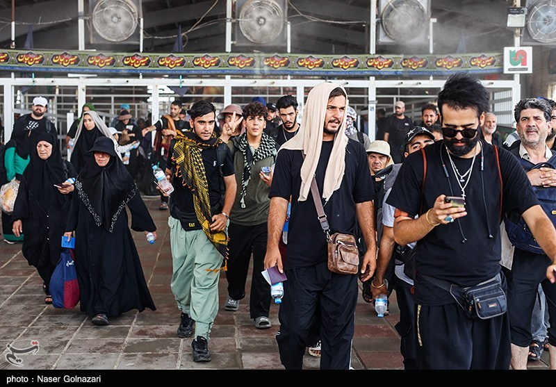 اعزام دانشجویان فارس به همایش پیاده‌روی اربعین حسینی