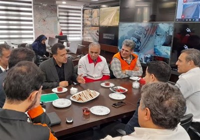 اربعين،زائران،محورهاي،مسيرهاي،منتهي،مسيرها،ايام،حسيني،ايمني،حجم