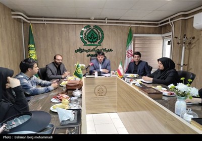 نشست صمیمی رئیس سازمان نظام مهندسی و منابع طبیعی کشاورزی در همدان