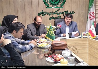 نشست صمیمی رئیس سازمان نظام مهندسی و منابع طبیعی کشاورزی در همدان