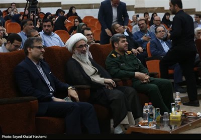 آیین گرامیداشت روز خبرنگار به عنوان صدای حقیقت