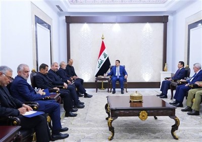 رئیس الوزراء العراقی یؤکد على تعزیز العلاقات مع إیران فی جمیع المجالات