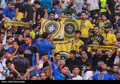 سوپر‌جام فوتبال ایران / دیدار تیمهای استقلال و تراکتور
