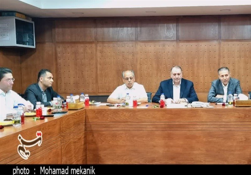 صادرات تنها منبع درآمدی که تورم ایجاد نمی‌کند