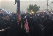 زائران اربعین در طریق الحسین به وصال آسمانی میاندیشند+ فیلم