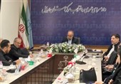 نقش دانشگاه در اصلاح و توسعه جامعه خطیر است